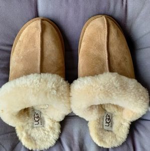 Ladies UGGS